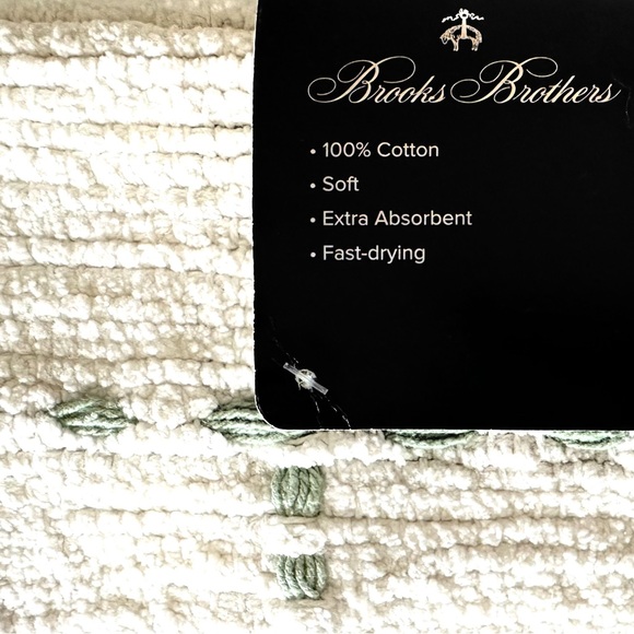 Brooks Brothers Bath Mat Lg Cotton Bath Rug  Ivory W/ Green Embroidery Squares - Picture 4 of 6